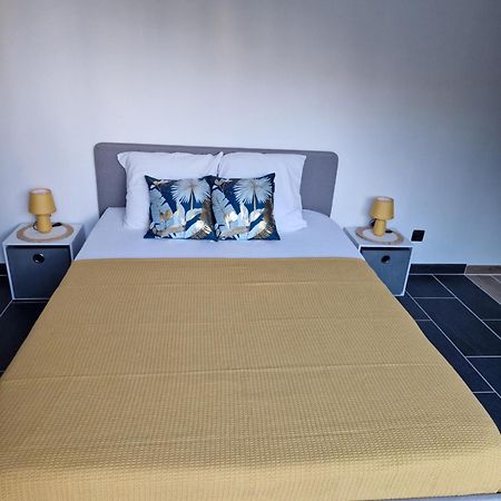 Grand Studio 2 Personnes Saint-Amand-Mont-Rond Zewnętrze zdjęcie
